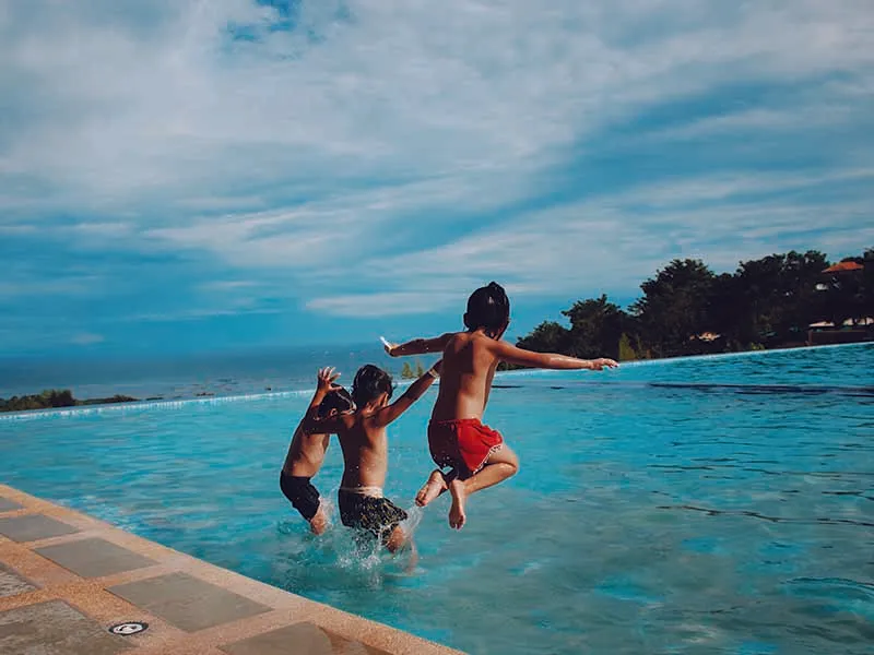 COVID-19 pool contagion